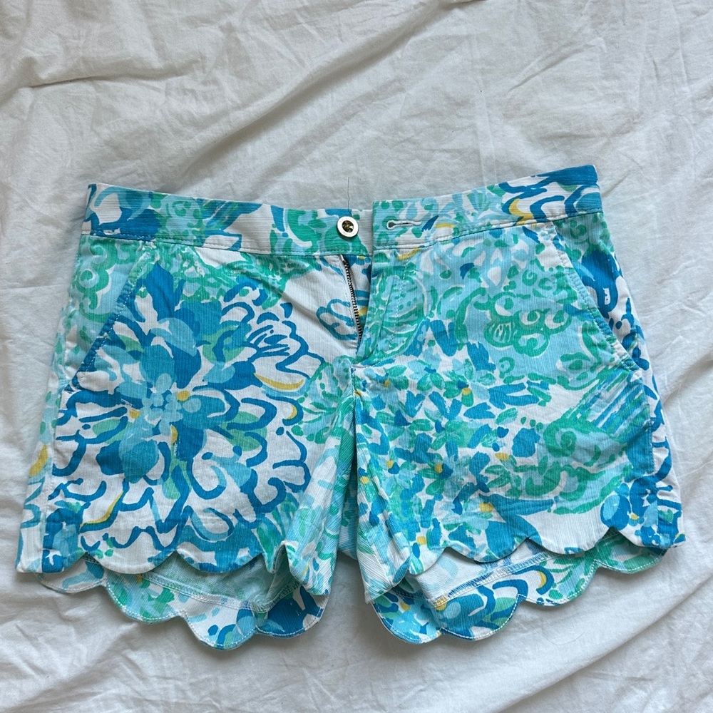 Lilly Pulitzer Buttercup Shorts Size 2